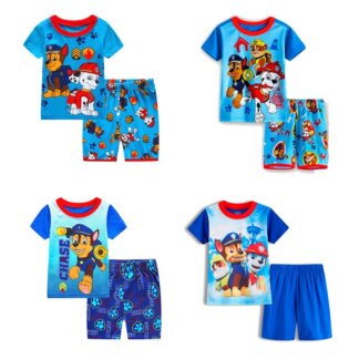 סט פיג'מה קצרה שני חלקים בהדפס “מפרץ ההרפתקאות”