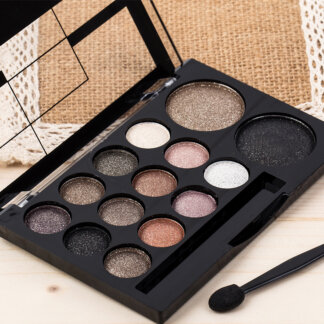 סט צלליות, פודרה וסומק כולל מברשת