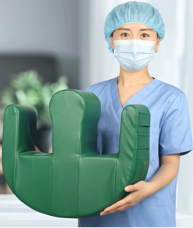 כרית סיוע לסיעוד קשישים וסיבוב תנוחתם במיטה