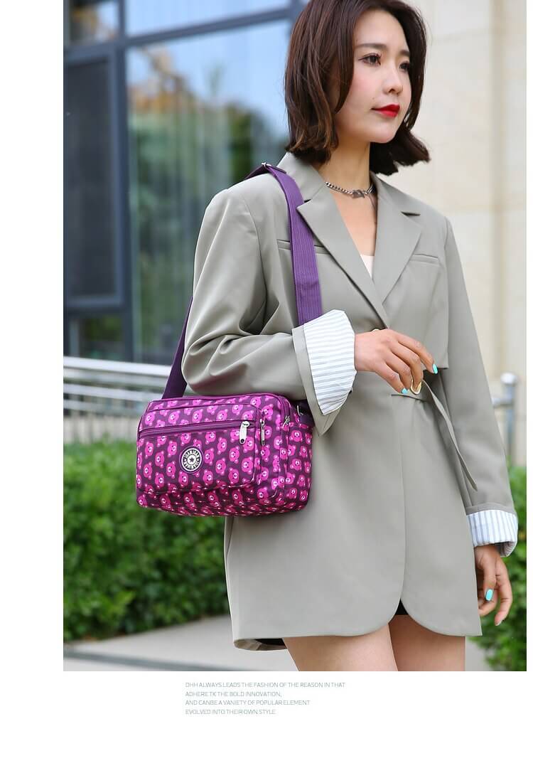 תיק צד צבעוני עם רצועת כתף רחבה