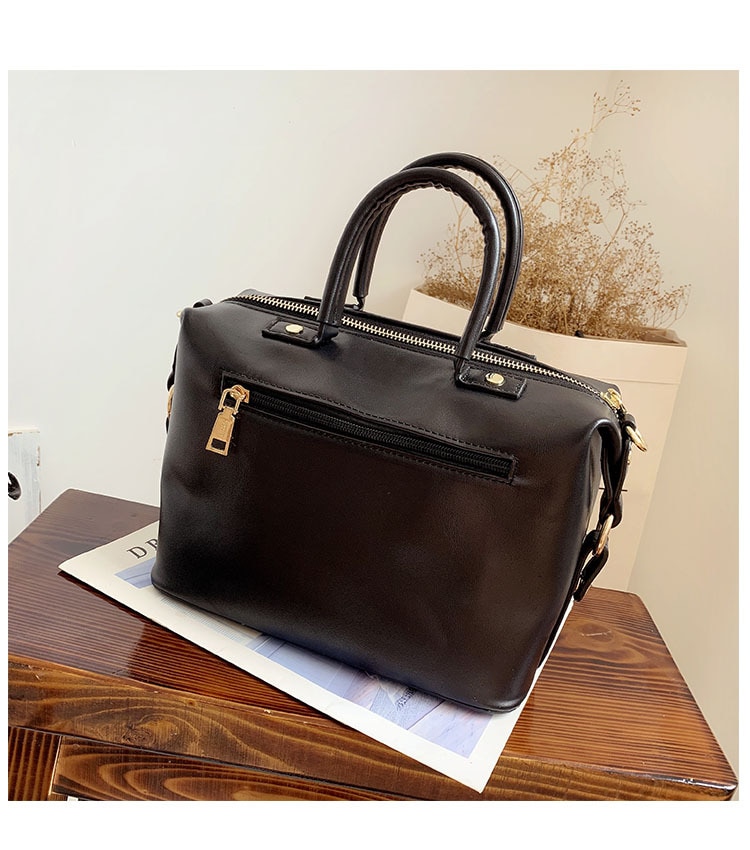 תיק צד לנשים בעיצוב חדשני וקומפקטי דגם מונקו