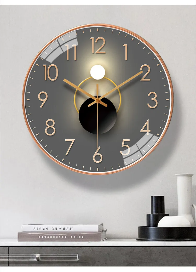 שעון קיר יוקרתי בעיצוב מודרני