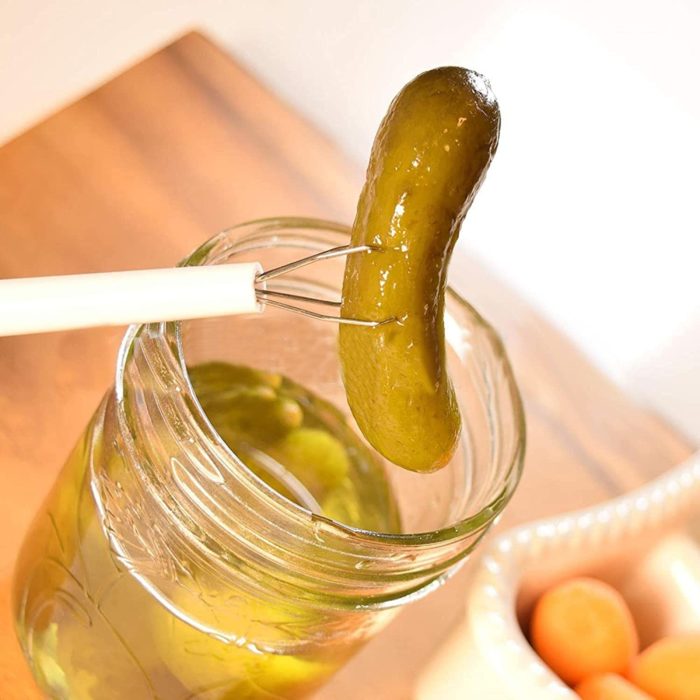 מקל להוצאת חמוצים מהצנצנת בקלות וללא לכלוך – תמונה 4