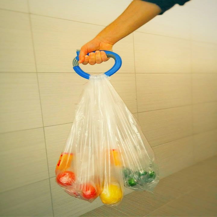 ידית לשקיות כבדות – נשיאה נוחה וקלה לכל קניה