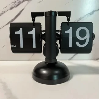 שעון שולחני רטרו אירופאי עם דפים מתהפכים מכנית