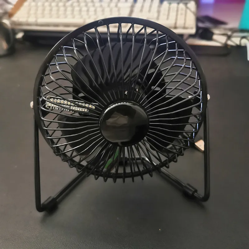 מאוורר USB שקט ממתכת עם תצוגת LED למחשב ולרכב – תמונה 3