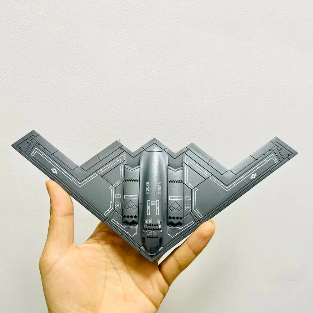 דגם מטוס B-2 מתכת בקנה מידה 1:200 לאוספים