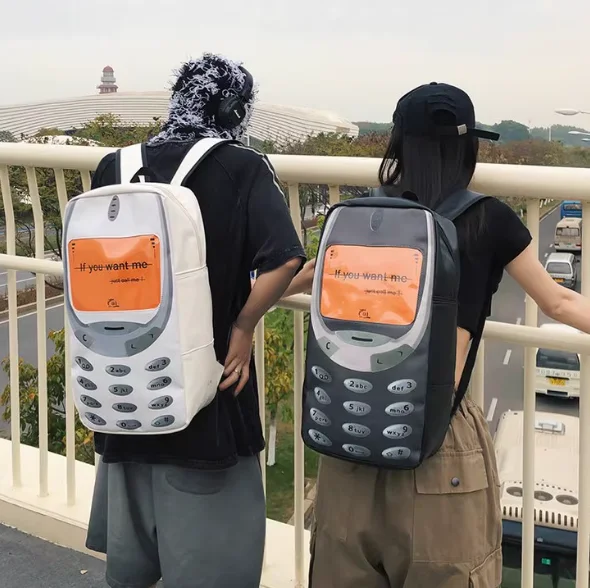 תיק גב פלאפון וינטג’ עם מקשים בעיצוב נוסטלגי ייחודי – תמונה 5