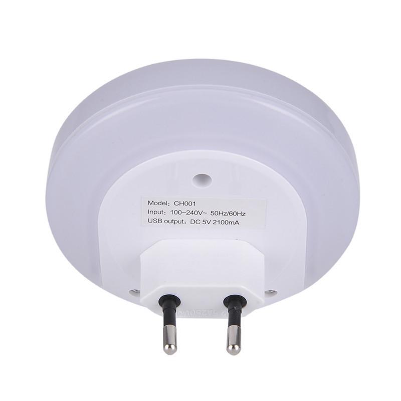מנורת לילה עם USB כפול, חיישן אור וטעינה מהירה – תמונה 5