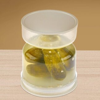 צנצנת חמוצים עם מפריד נוזלים – פתרון חכם למטבח
