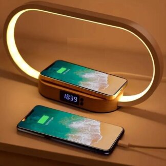 מנורת לילה עם מטען אלחוטי, שעון ויציאת USB מעץ