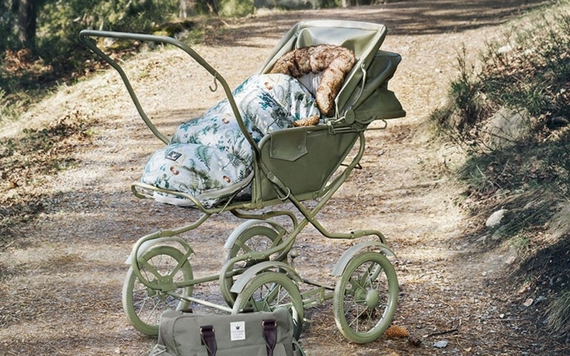 שק שינה לתינוק חורפי עם כיסוי ראש לעגלה – תמונה 2